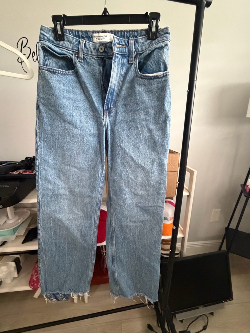 Abercrombie women’s jeans 
Excellent condition smoke free home 
90’s relaxed fit
